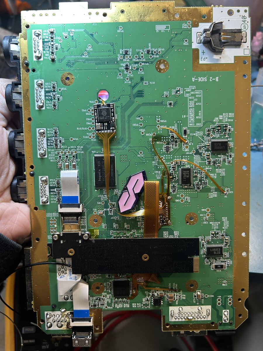 samtron5000 - soldering mommy tweet media