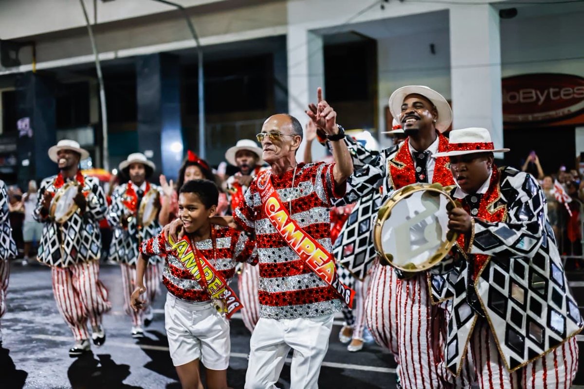 Unidos do Viradouro tweet media