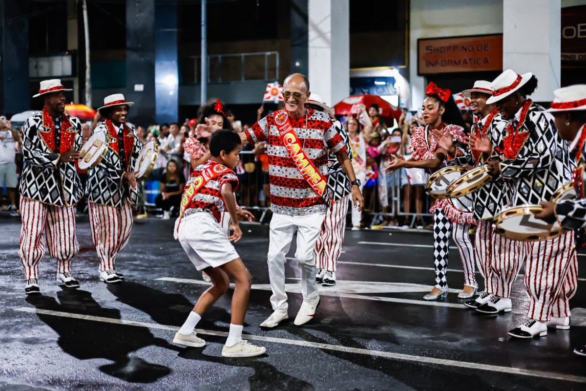 Unidos do Viradouro tweet media