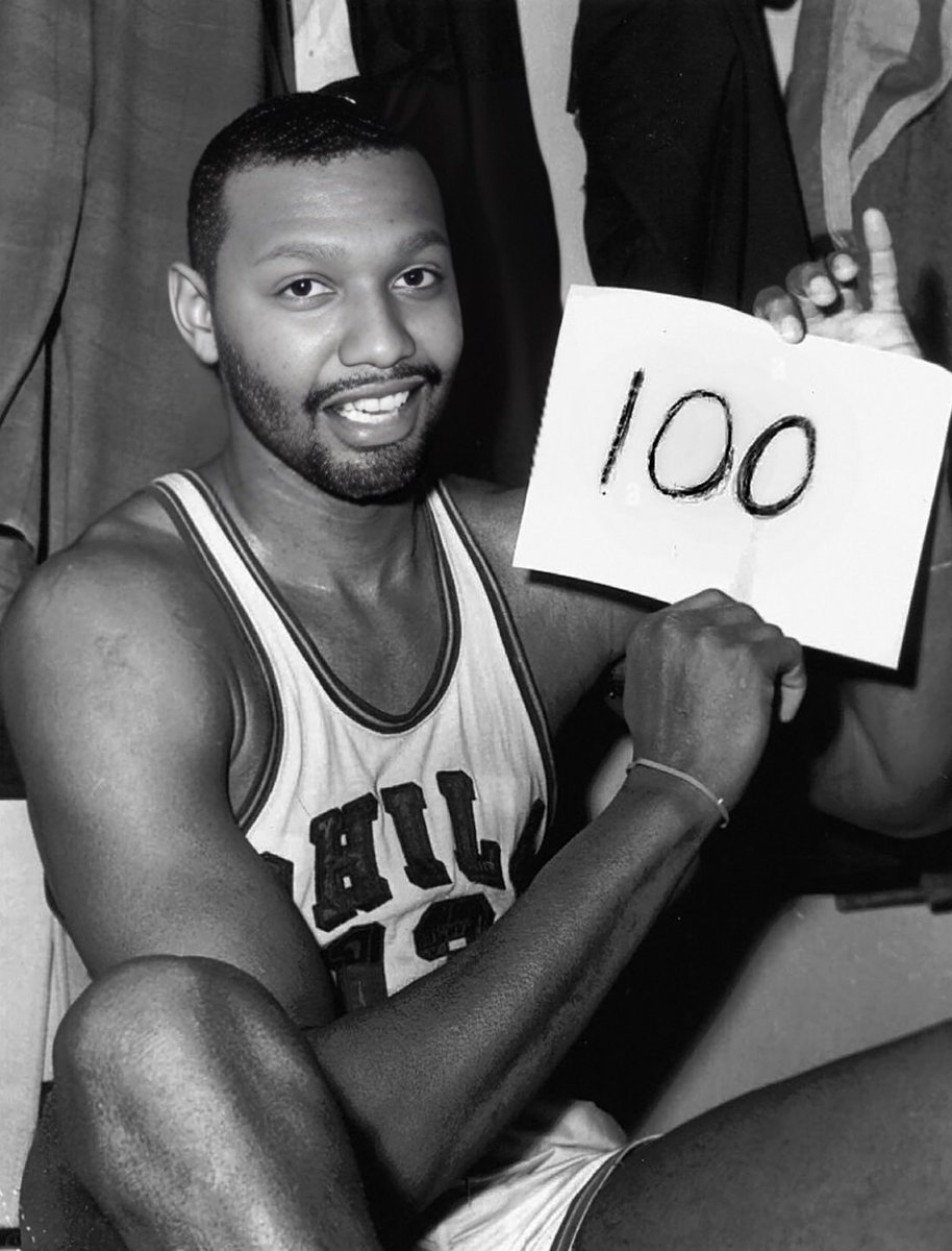 🫐🪣 tweet media