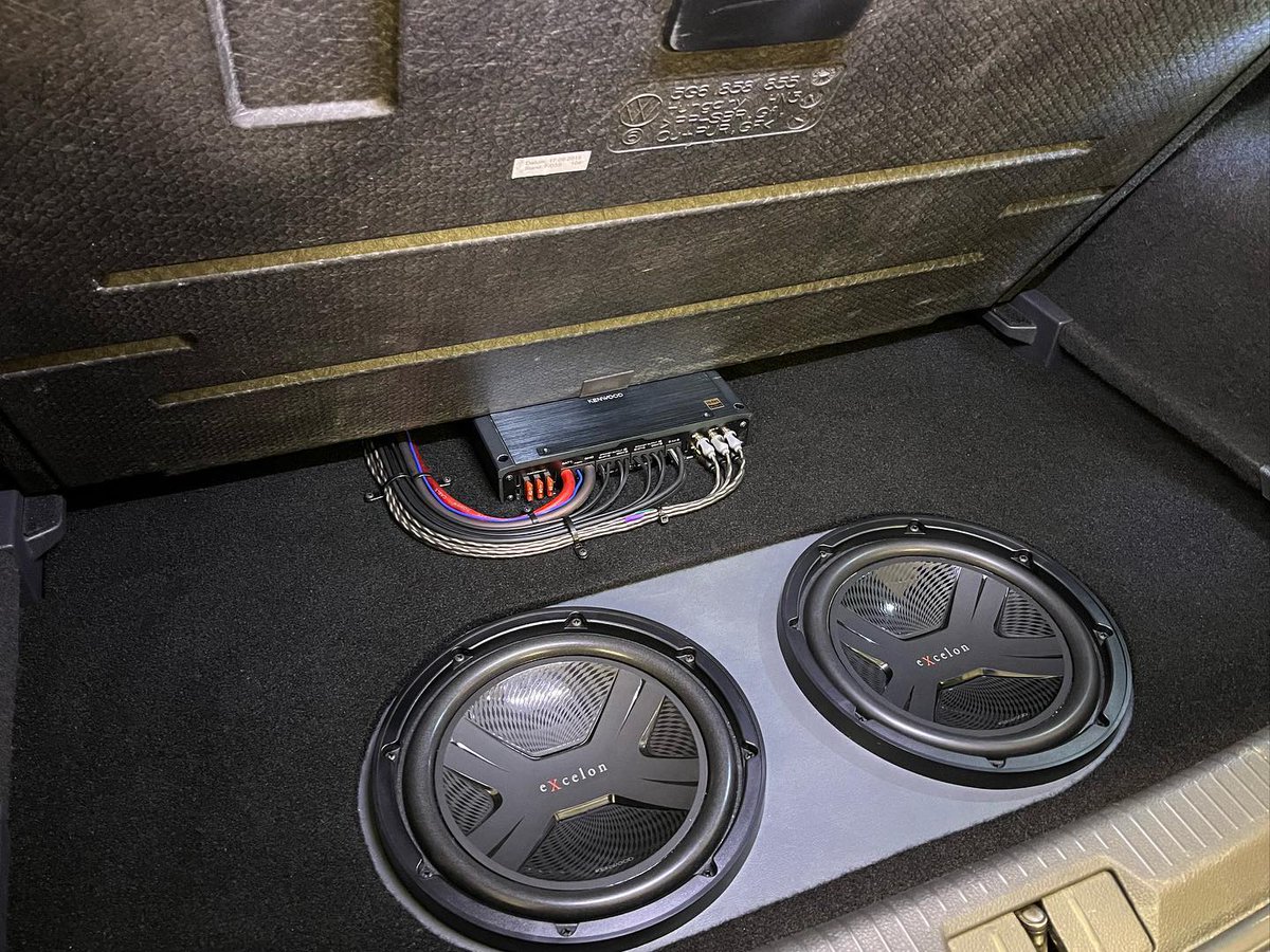 KENWOODUSA's tweet photo. Check out this hidden surprise. ๐๐คซ #VWMK7
#KenwoodUSA
#LiveConnectedDriveConnected https://t.co/LXpSYlu7IO