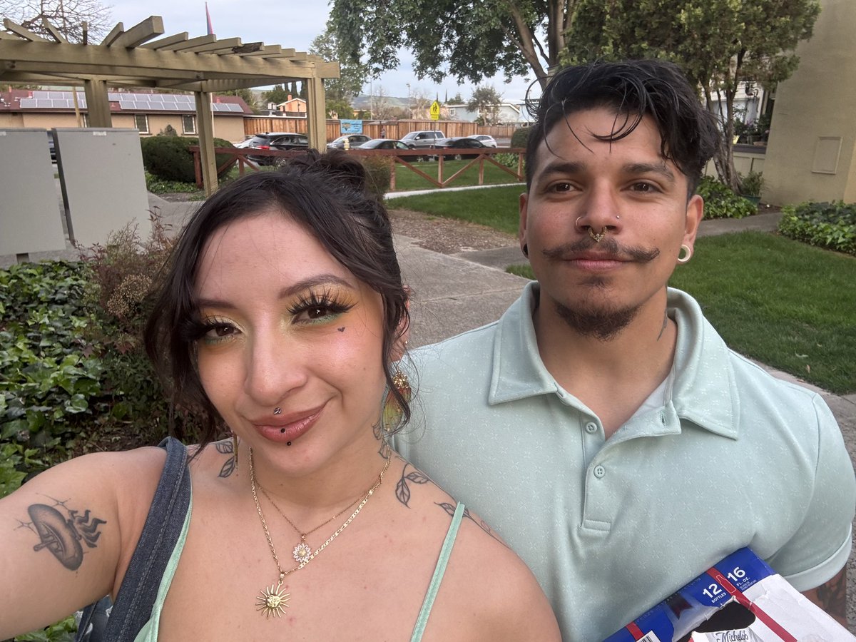 divina 💖 tweet media