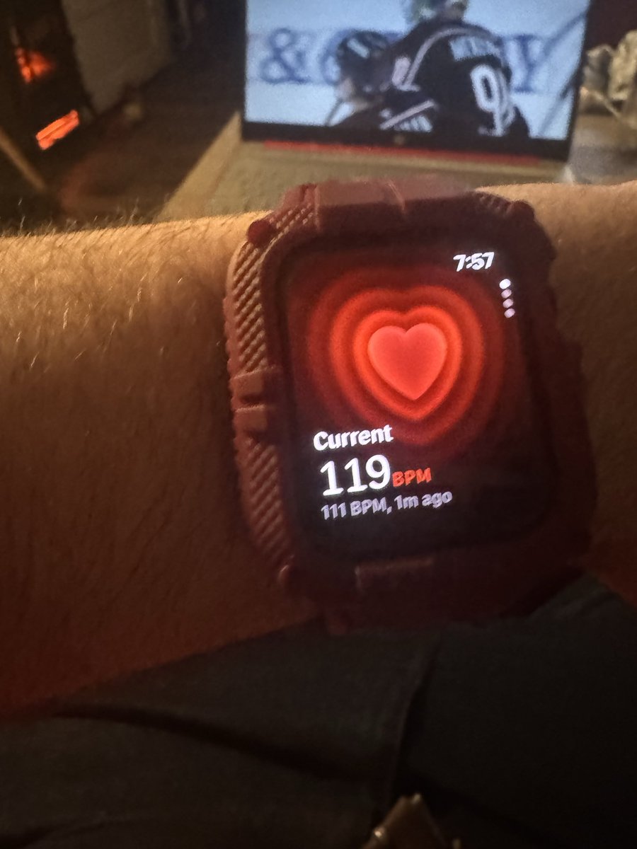 ✟FaithOnIce✟ tweet media