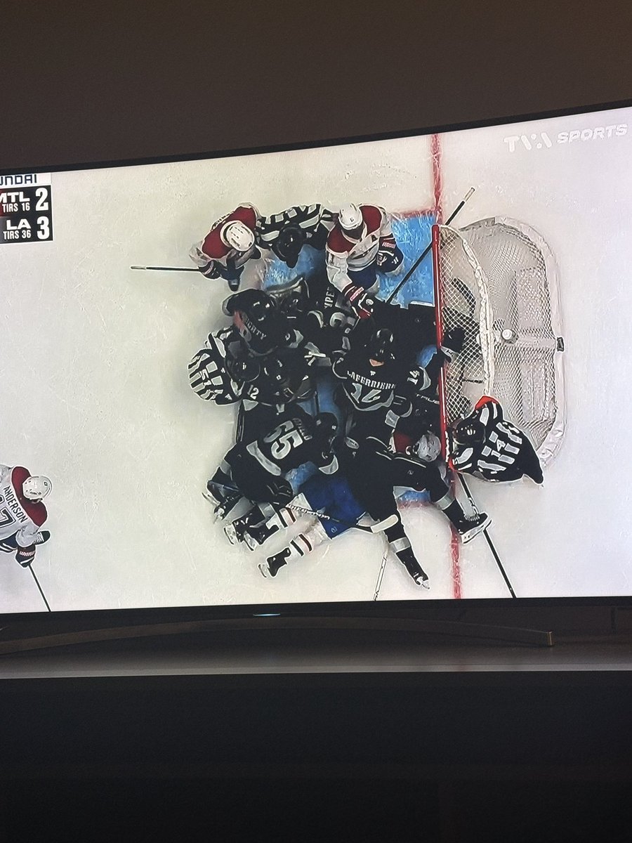 Hockey is ✨beauty✨😅