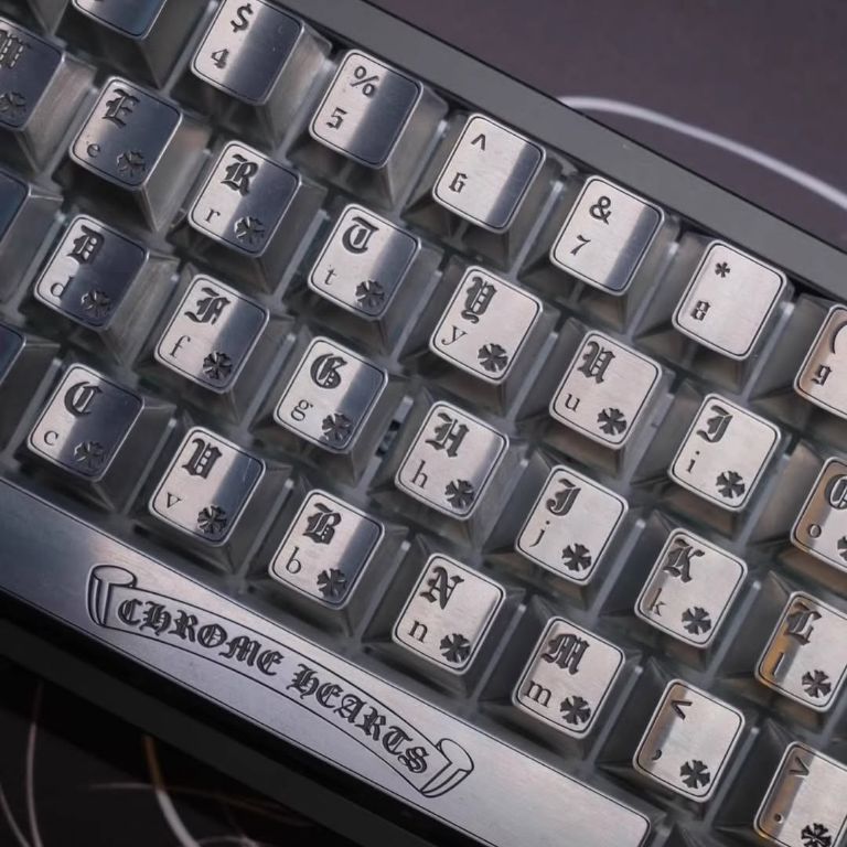 Rogue Fashion tweet media