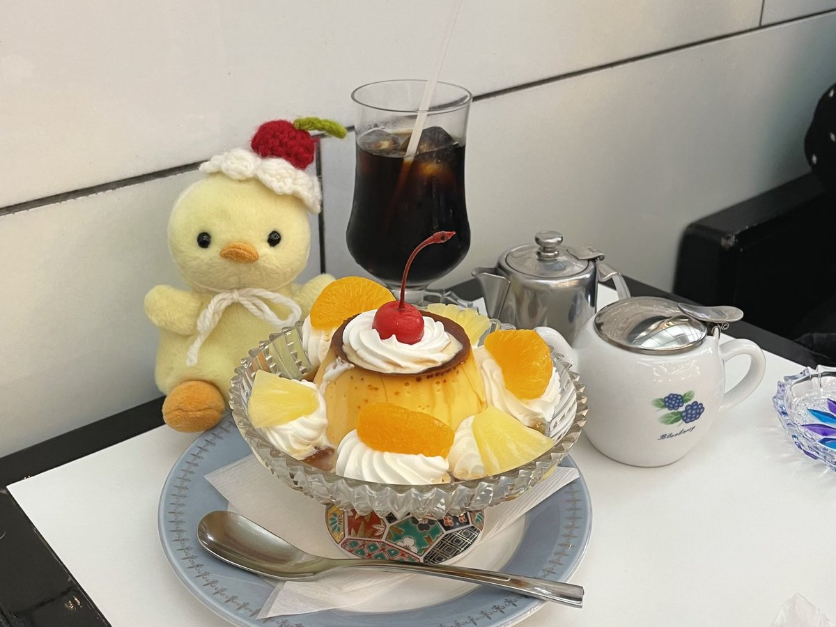 KasteraHighway's tweet photo. さくらんぼ帽子のおでかけ記録🍒 https://t.co/oR4tOcRAGJ