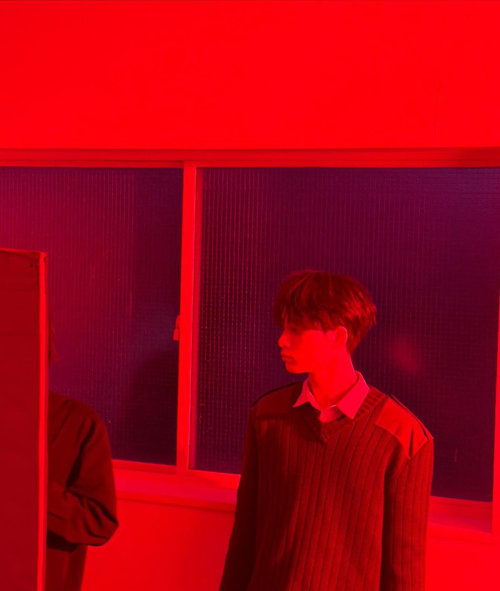 ハルア. tweet media