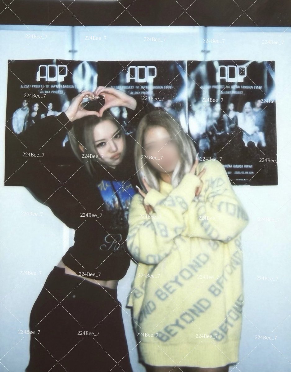 𝒰💛 tweet media