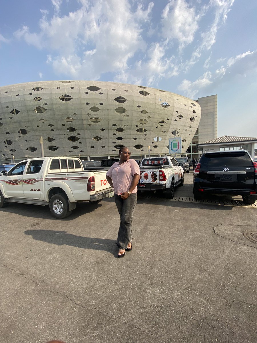 Preshbrooms's tweet photo. For Women’s day, An opportunity was given to us to showcase our talent.
It was good to have you in Akwa Ibom 
Thank you @TeniEntertainer for the amazing light you shine on women when you drop melodies. 

#InternationalWomensDay #InternationalWomensDay https://t.co/wAvlbWVWpa
