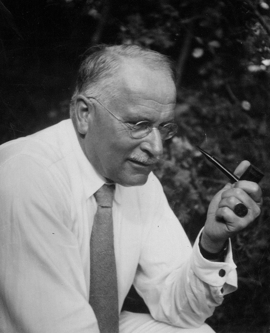 Naturalphilosy's tweet photo. “It all depends on how we look at things, and not on how they are in themselves. The least of things with a meaning is worth more in life than the greatest of things without it.”

— C.G. Jung https://t.co/v3bqB4U481