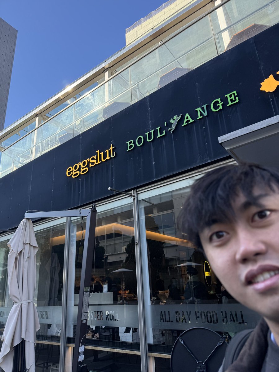 Real Real Staff tweet media