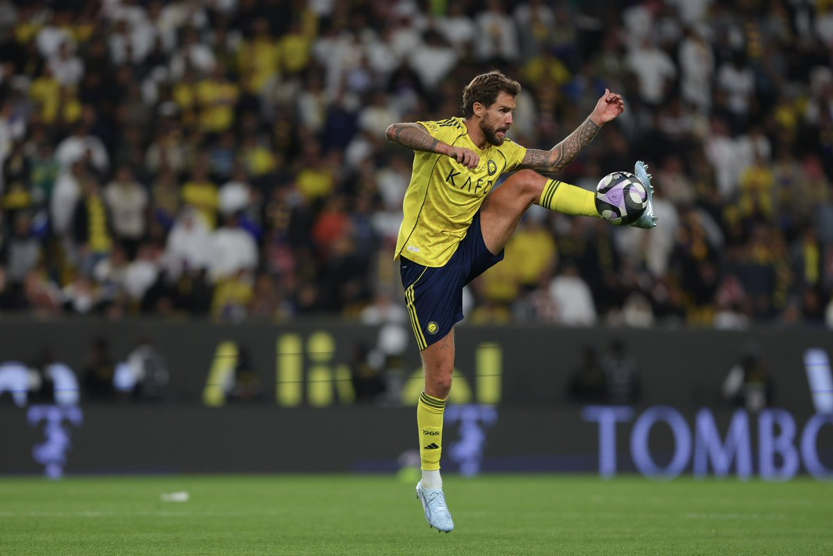 Iñigo Martinez tweet media