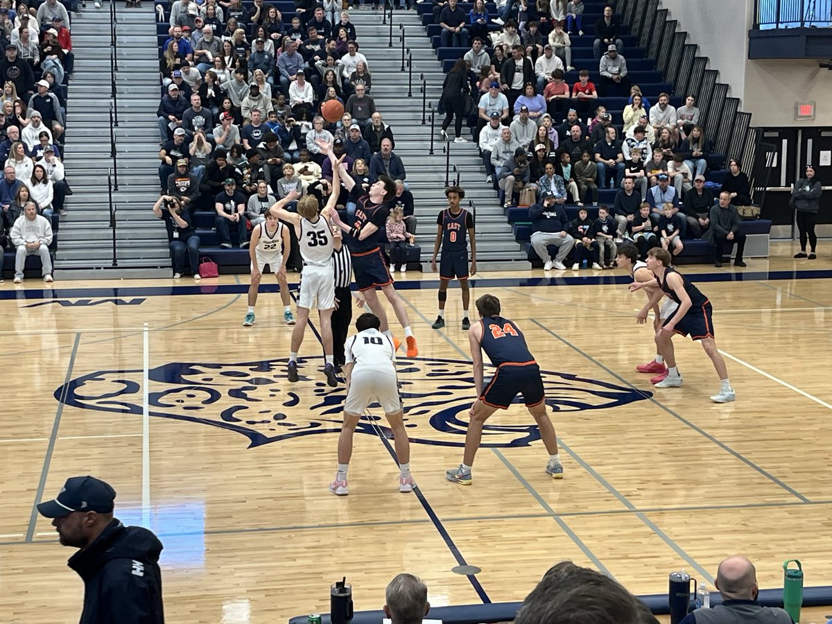 Olathe East Boys Basketball Booster Club 🏀 tweet media