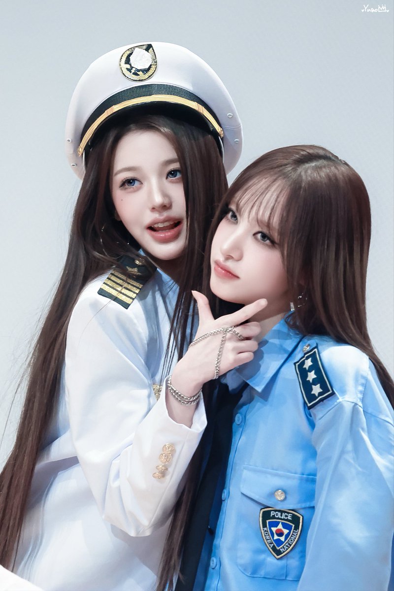 insane visual chemistry