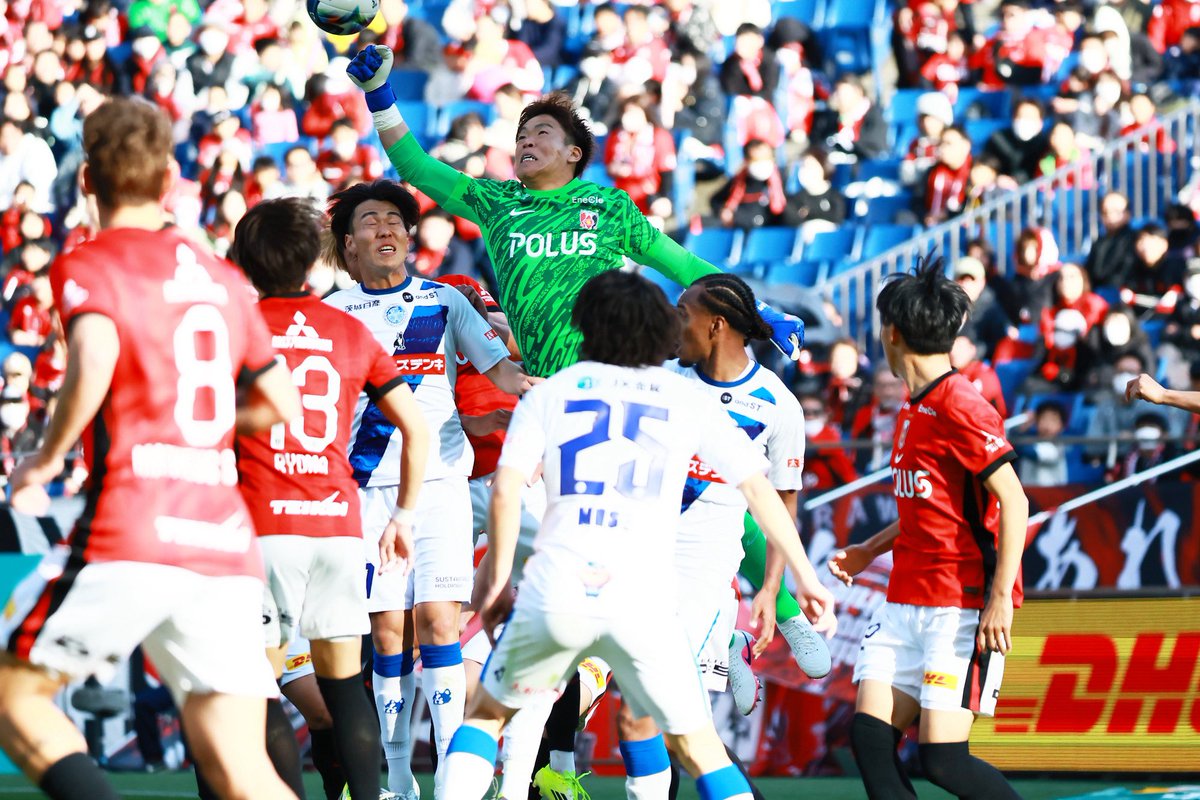 SHUSAKU_1's tweet photo. たとえミスをしても解決方法があれば落ち着いてプレーできる。
「ゴールは存在しない。」
この考えがゴール前の空間を積極的に守ることにつながる。

わかる人にはわかる👍

昨日はサポートありがとうございました😊 https://t.co/V8DpsXEKwO