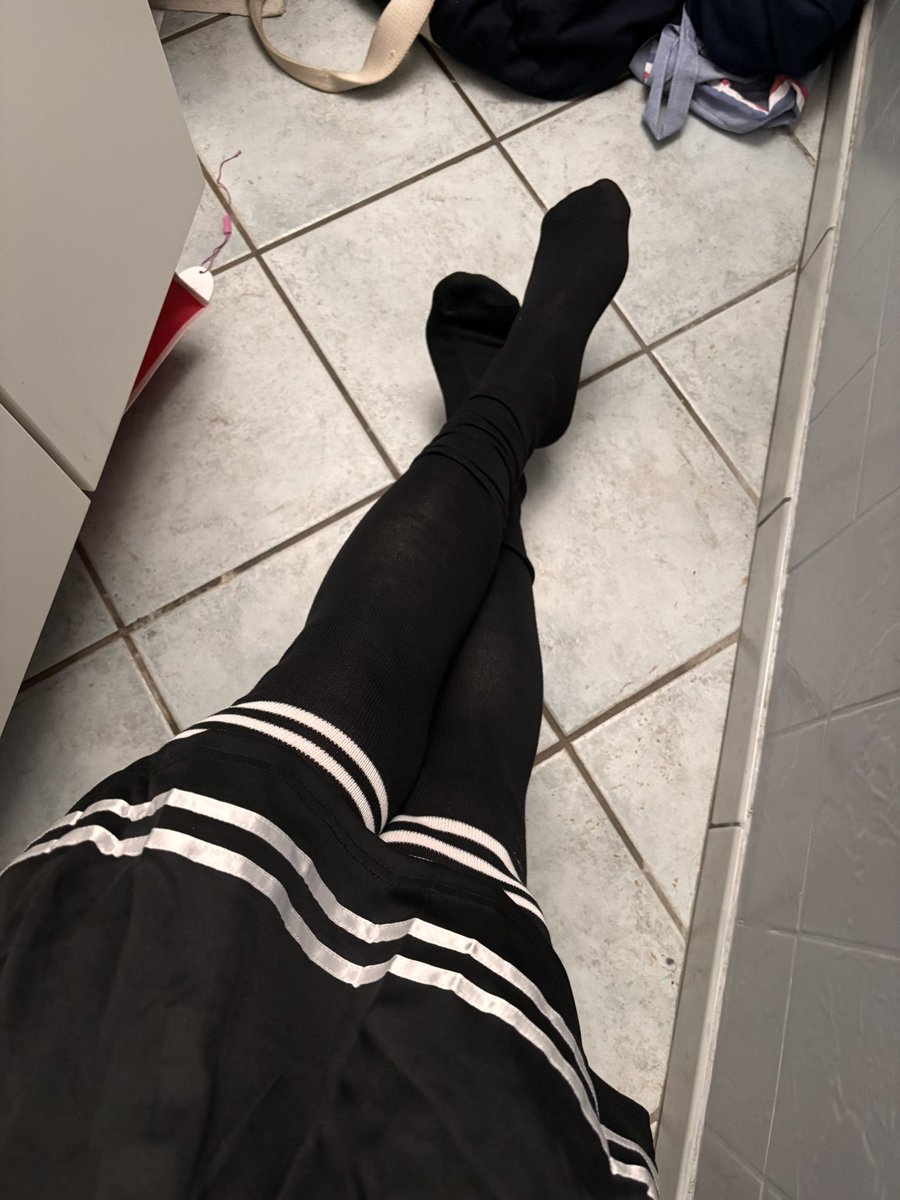 Maxx_Maxx77's tweet photo. Petit outil du soir ☺️. 
Dites moi les photos de que voudrez ensuite 🫶🏻✨… https://t.co/rb4zA1cNHc