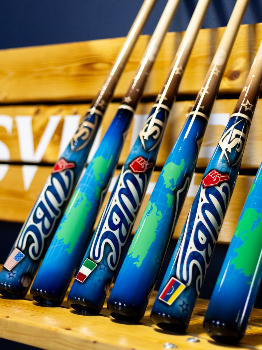 Louisville Slugger tweet media