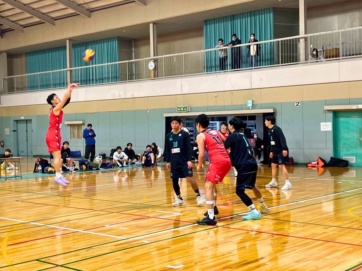 3STORM3x3's tweet photo. 3/8(土)社会人バスケットボール宇部リーグの閉会式にて、選抜チームとエキシビジョンゲームを実施しました🏀
詳細はこちら👇
https://t.co/pF0heHMP0M
#3STORMEXE https://t.co/4aiq0ebsma