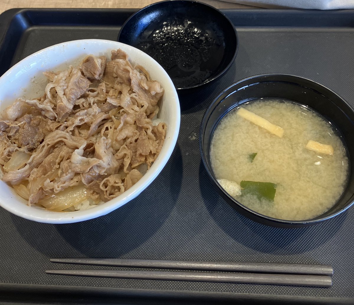 Kusou_Code_Love's tweet photo. 朝からぎゅーどんどん https://t.co/2J4WQQ3DRJ