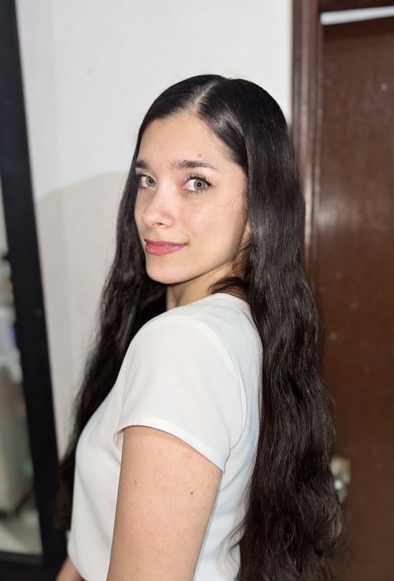 angelica96 tweet media