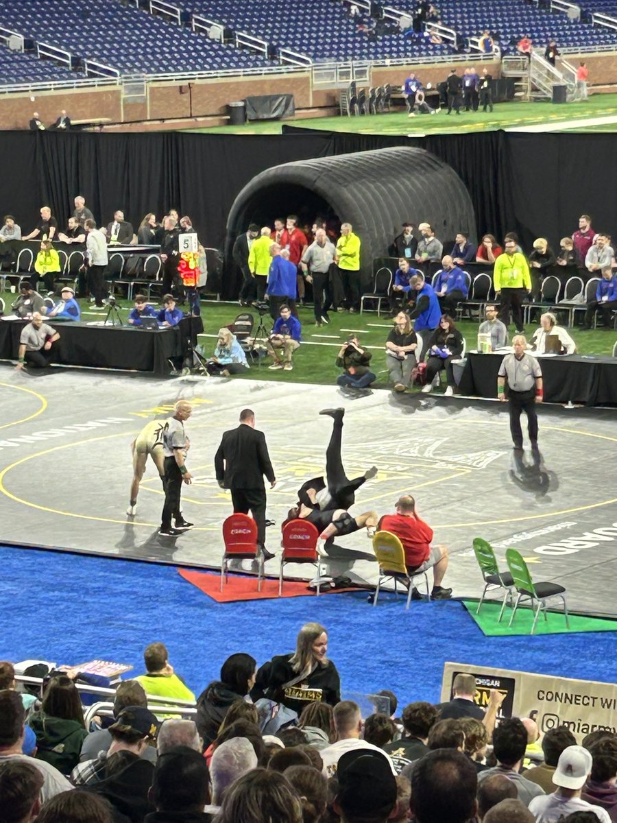 Redwolves Athletics 🐺 tweet media