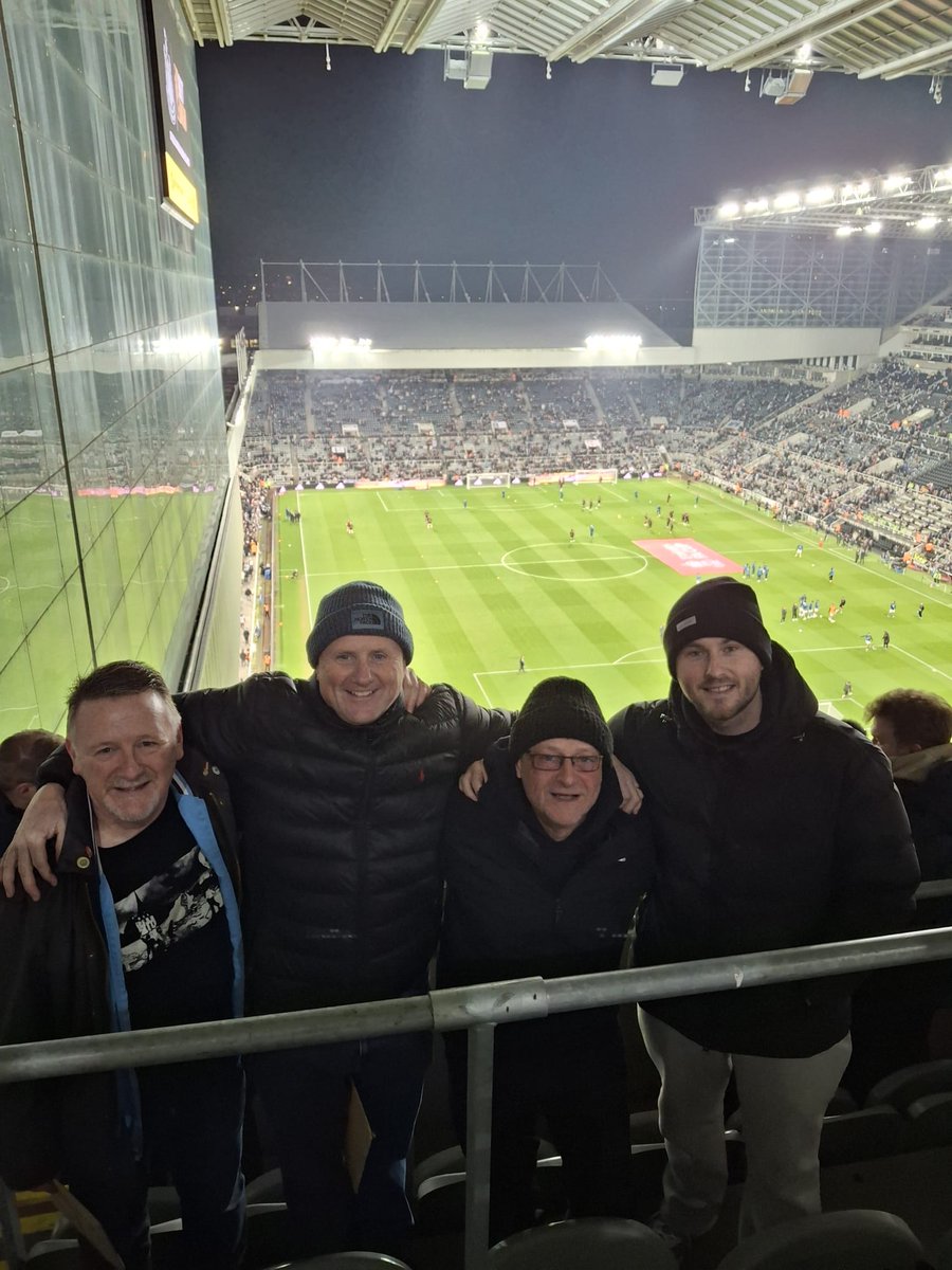 Sean Riley ⚽💙ctwd🏆🏆🏆😉👍🏴󠁧󠁢󠁥󠁮󠁧󠁿🇬🇧 tweet media