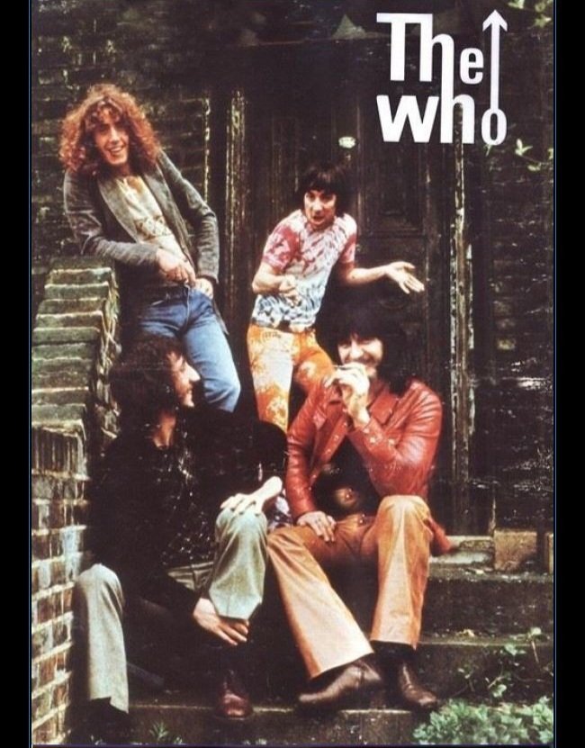 ALieNDroNE tweet media