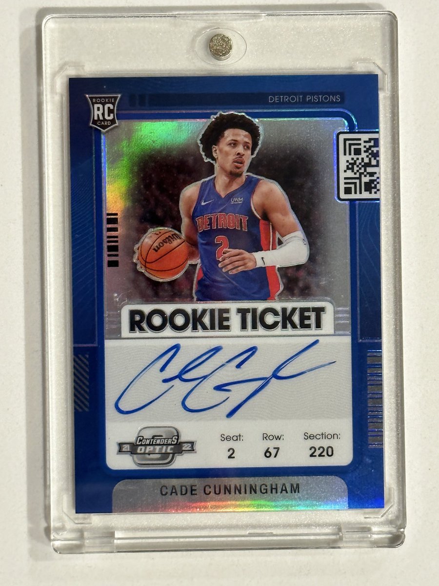 DrewRobert19's tweet photo. @CardPurchaser @rossisportcards https://t.co/eQbFv50s0E