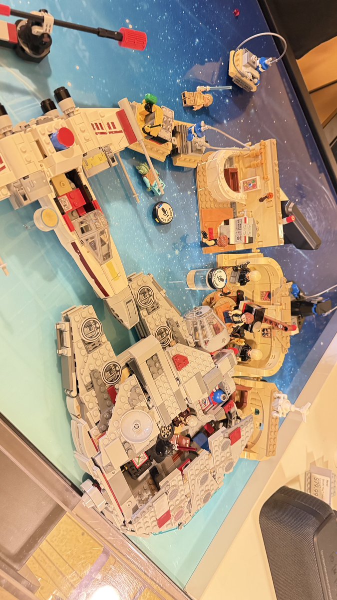 Lego Bro 4 tweet media