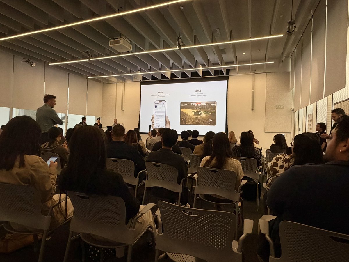 johnychoi37's tweet photo. At the IA Conference today, a speaker raised a important point: If we don’t design with care, we surrender control to the technology. When we find a solution that works, that's exactly when we need to slow down and ask: Is this the right way, or just the easiest way? https://t.co/B0lhYecVWU