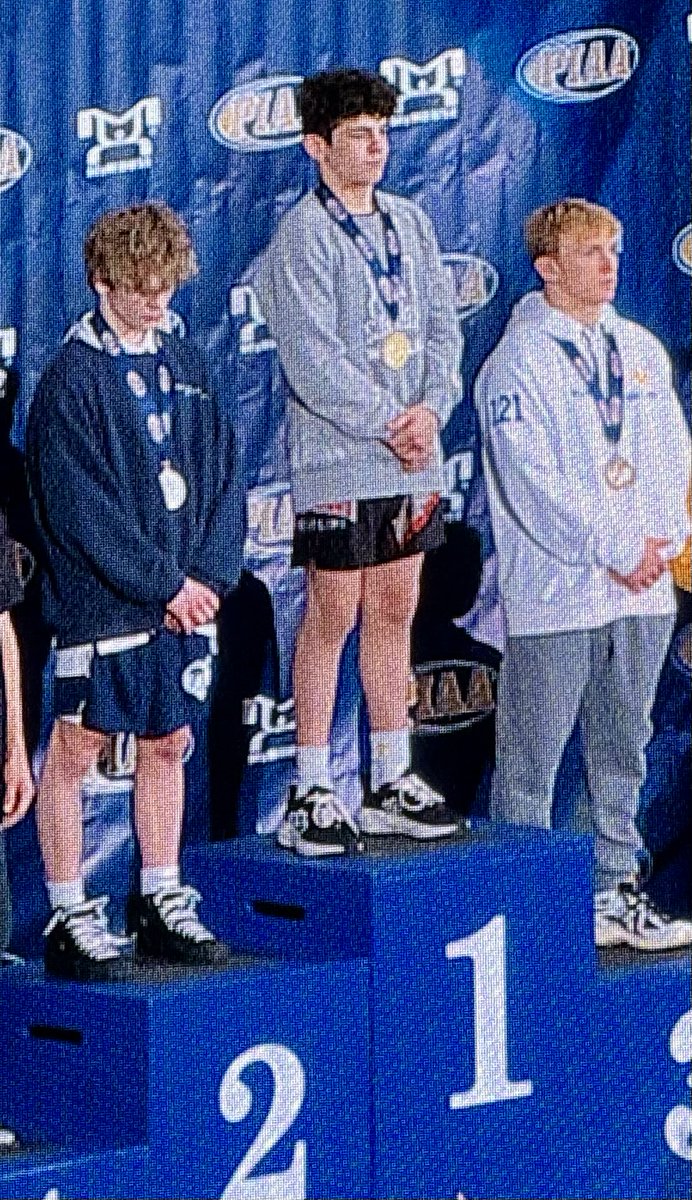 masty81's tweet photo. Bishop McCort sophomore 121-pounder Keegan Bassett earned a gold medal with a 4-2 decision over Penns Valley sophomore Max Dinges. https://t.co/BfiyAr30KV