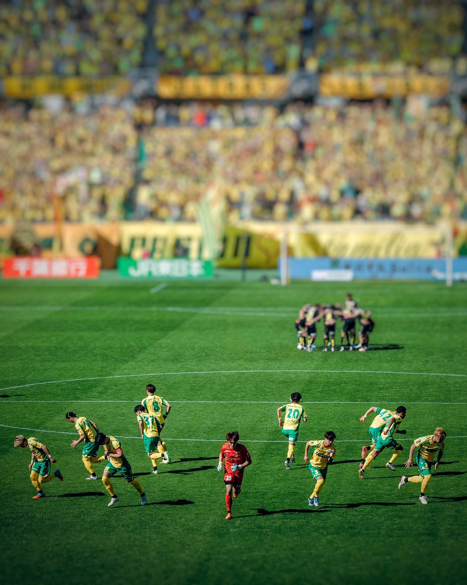 AllChibaEnergy's tweet photo. ミニチュア風円陣ダッシュ✨️

#ジェフ千葉 
#ジェフユナイテッド 
#jefunited
#winbyall
#j1
#J1百年構想リーグ https://t.co/3eX6dwGvJX