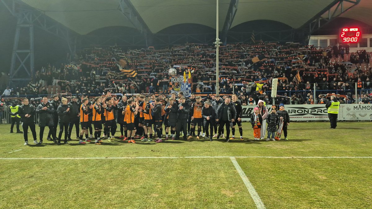 Stadium trips tweet media