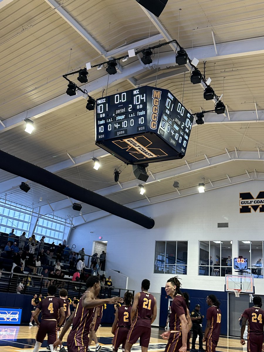 HindsCC_AT's tweet photo. There's another Hinds Bulldogs Playoff Win. Way to Go @HindsCC_MBB https://t.co/6FNN7fOdJH