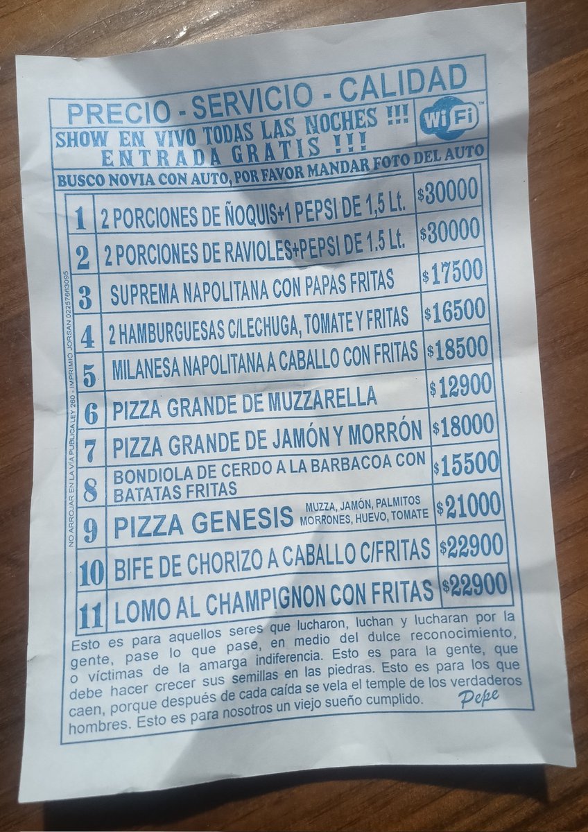 sofisch__'s tweet photo. pensé que me estaban dando un volante, no una obra de arte https://t.co/JXXn4QqK7K
