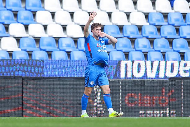 Carrerismo tweet media