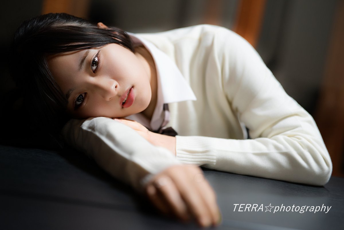 「寂寥」
 Model：朝日真歩菜さん                      
Location：福岡県直方市
<a href="/mhn_ashi/">朝日真歩菜｜あさひまほな 撮影募集</a>
<a href="/cotosatsu/">ことり撮影会 福岡</a> 
#portrait 
#ことり撮影会 
#SONY 
#SAMYANG 
#75mmF18FE