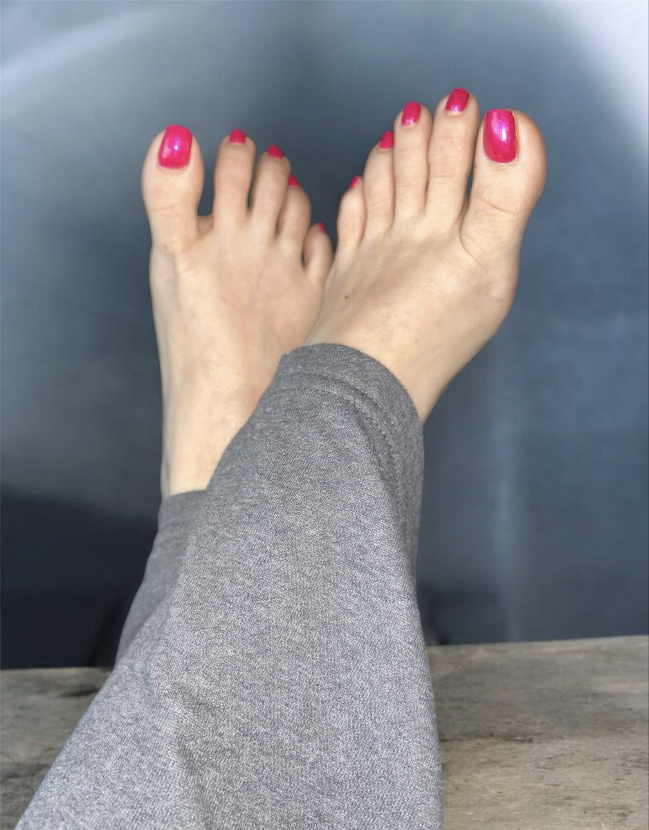 UntamedToes's tweet photo. Boss mode https://t.co/OGzAI3XrvK
