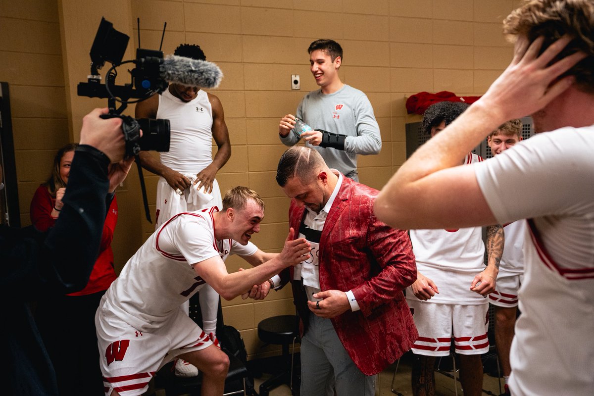 Wisconsin Basketball tweet media