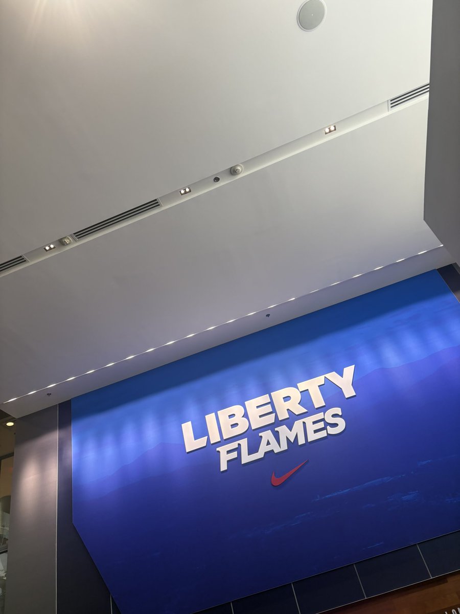 Amario💰 tweet media