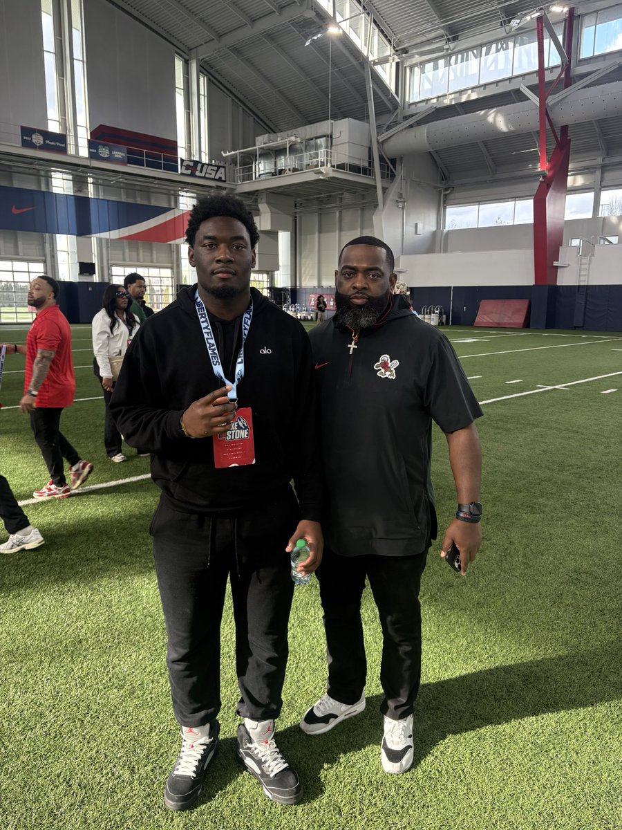 Amario💰 tweet media