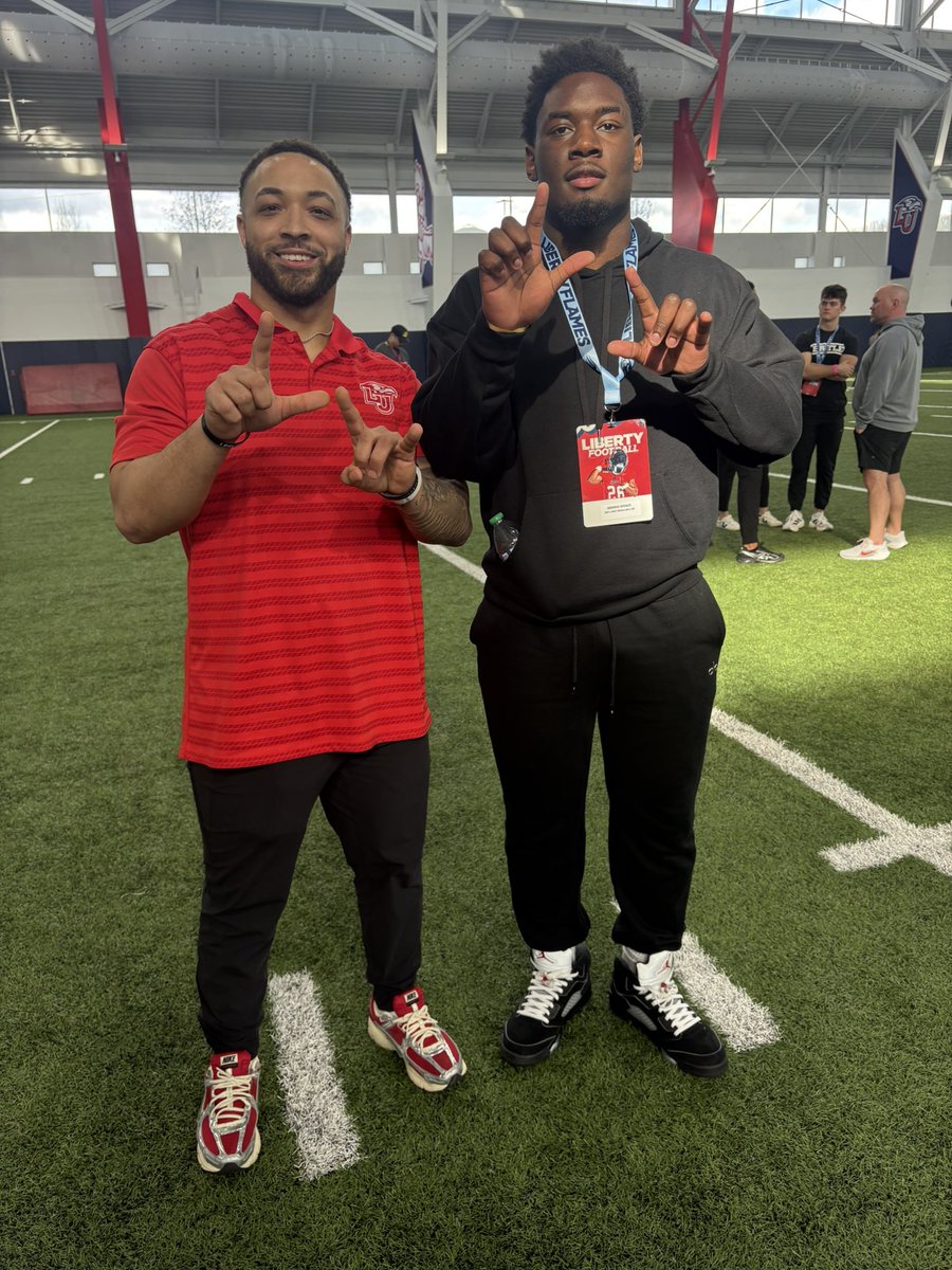 Amario💰 tweet media