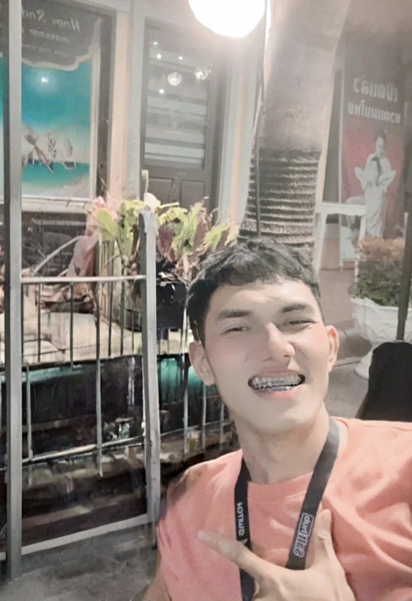 man_compan's tweet photo. แค่ผู้ชายโสดที่หน้าหวานคนนึง
#ร้อยเอ็ด #ร้อยเอ็ดในเมือง https://t.co/cL5N4BVKSU
