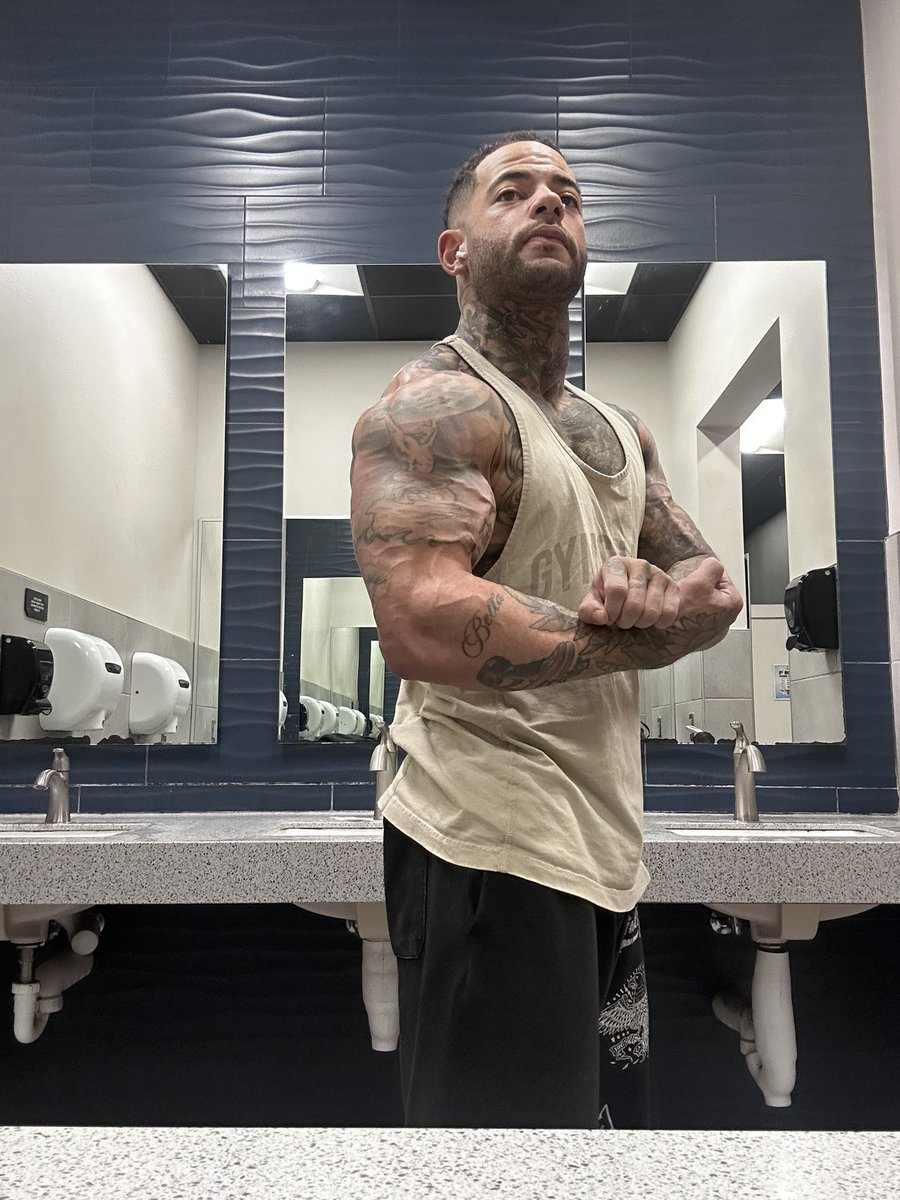 Trey Miguel tweet media