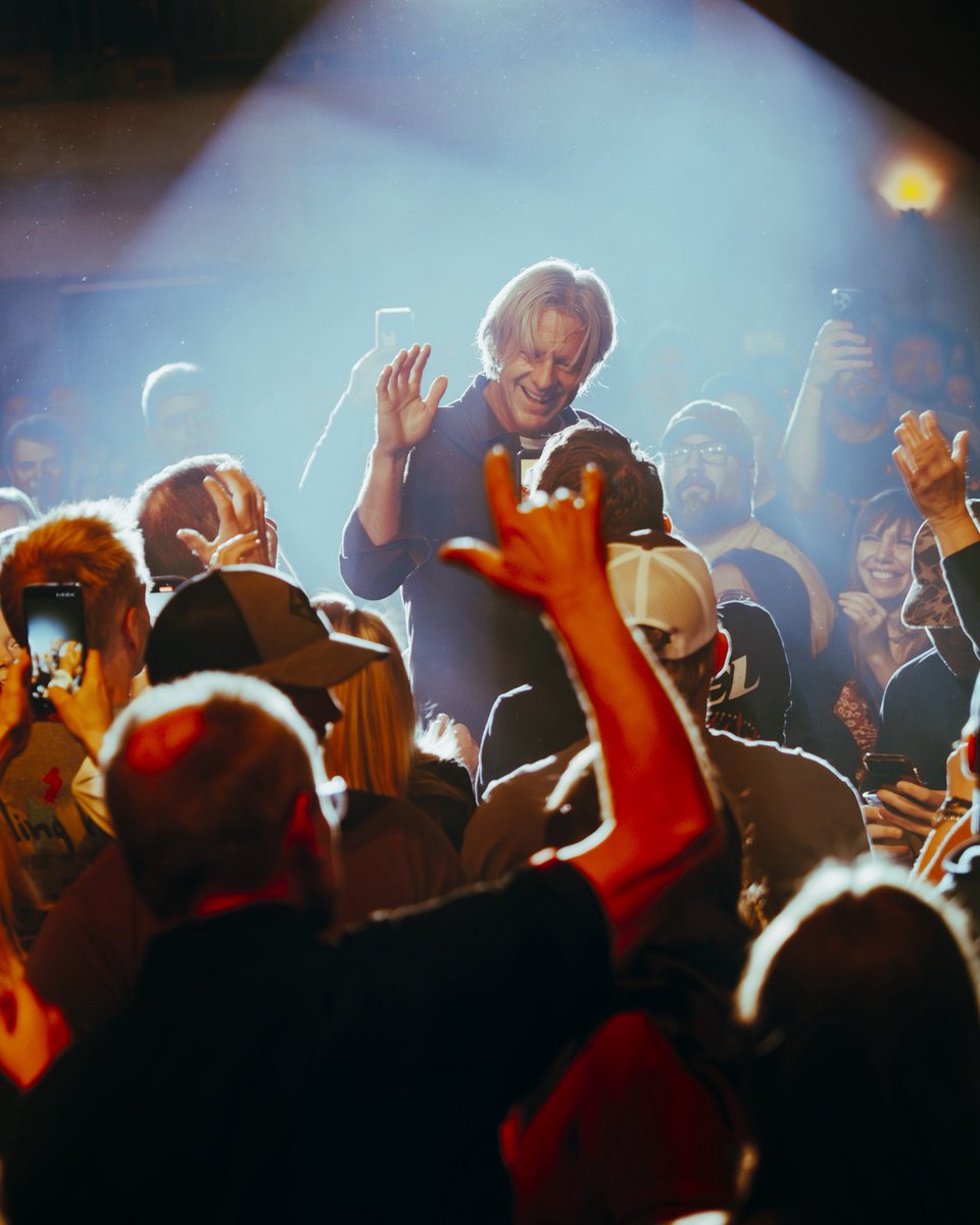 Switchfoot tweet media