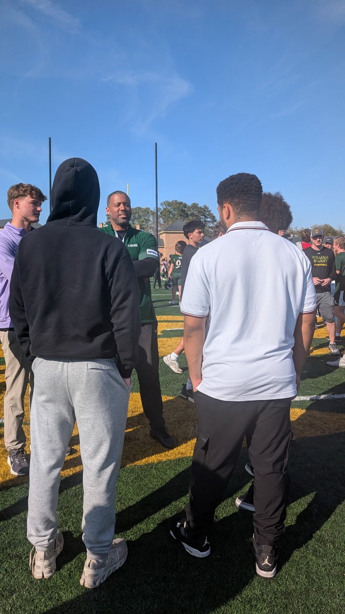 James Vinnie III tweet media