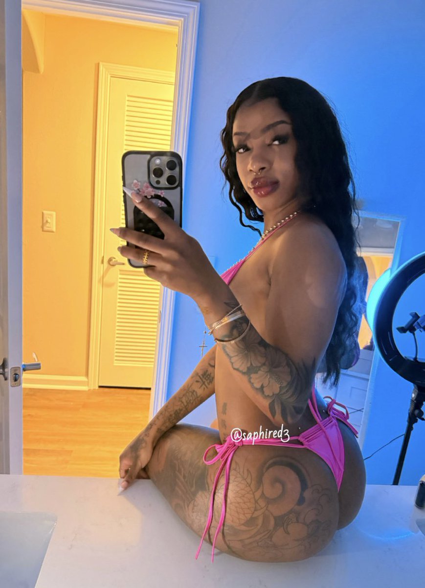 sezysaffy🖤 tweet media