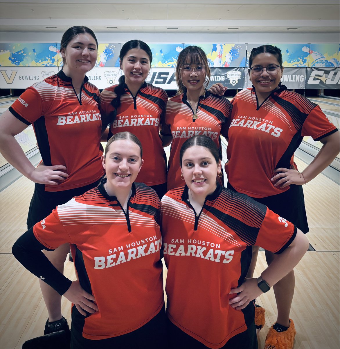BearkatsBOWL's tweet photo. Day II is in the books & your KATS will go into Sundays Championship Bracket as the #2 seed hunting hardware.
Three KATS finish in the top-20. Breana Chewens leads the finishing 6th overall Ave. 221.8
Action starts at 9 am
Eat ‘Em Up KATS!
@BearkatSports @SamHoustonState https://t.co/0rwTGC74tK