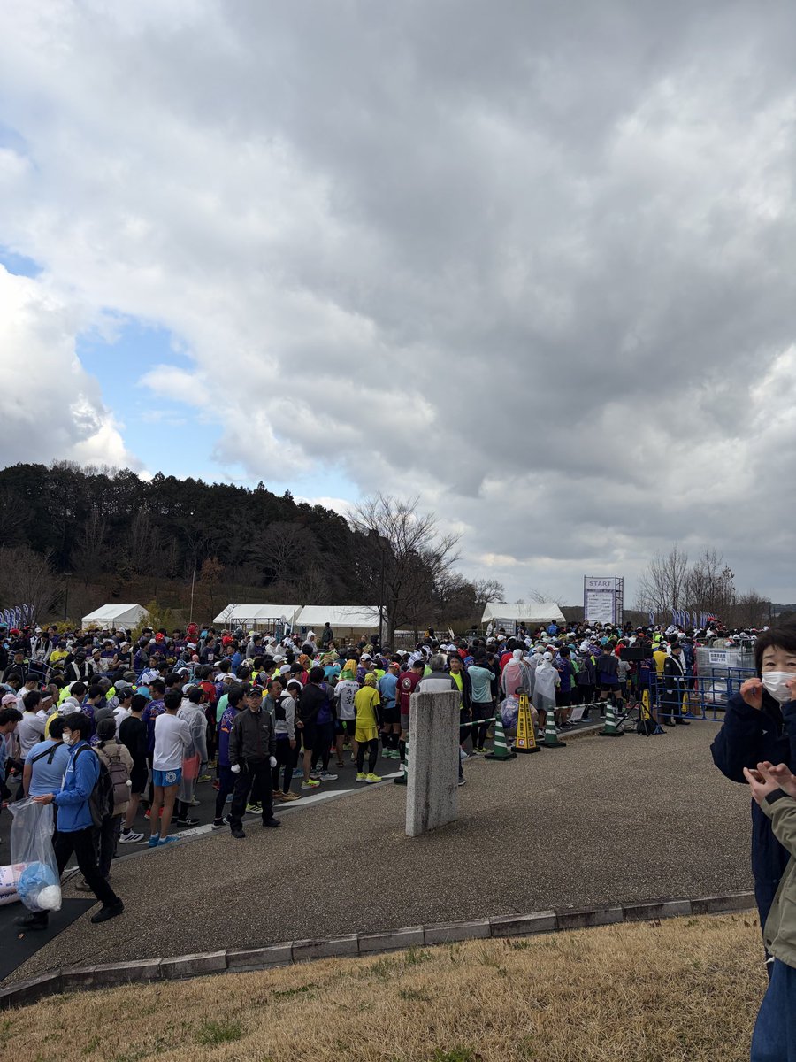 goro56mizu's tweet photo. 間に合った https://t.co/hmQMieewFW