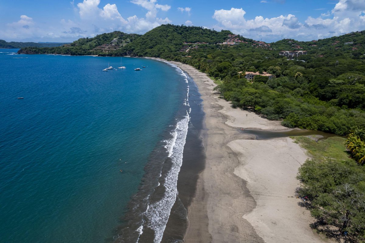 __ParadiseEarth's tweet photo. Thinking about moving to Costa Rica?
We just published a new 2026 Cost of Living Guide for Expats showing real monthly budgets. -> https://t.co/pRDLIKJpkZ https://t.co/TxJSsrgN3m